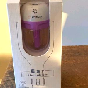 Car humidifier/diffuser purple essential oil